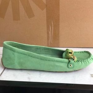 BRAND NEW NEVER WORN MOCCASIN STYLE DRIVING FLAT